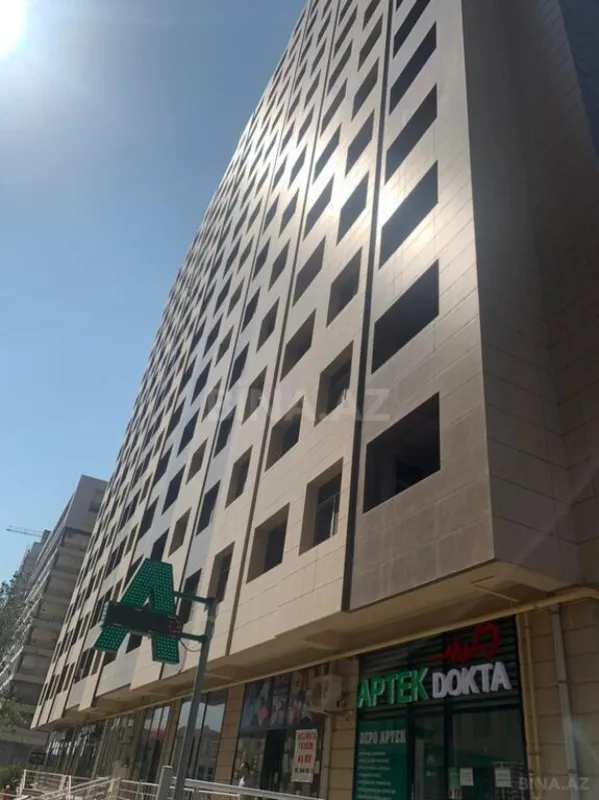 Satılır 1 otaqlı mənzil 66 m²