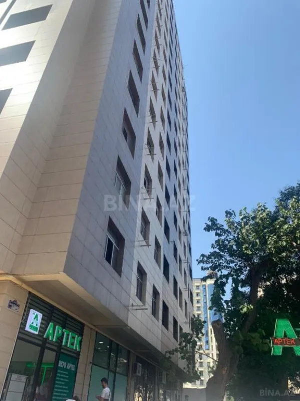 Satılır 1 otaqlı mənzil 66 m²