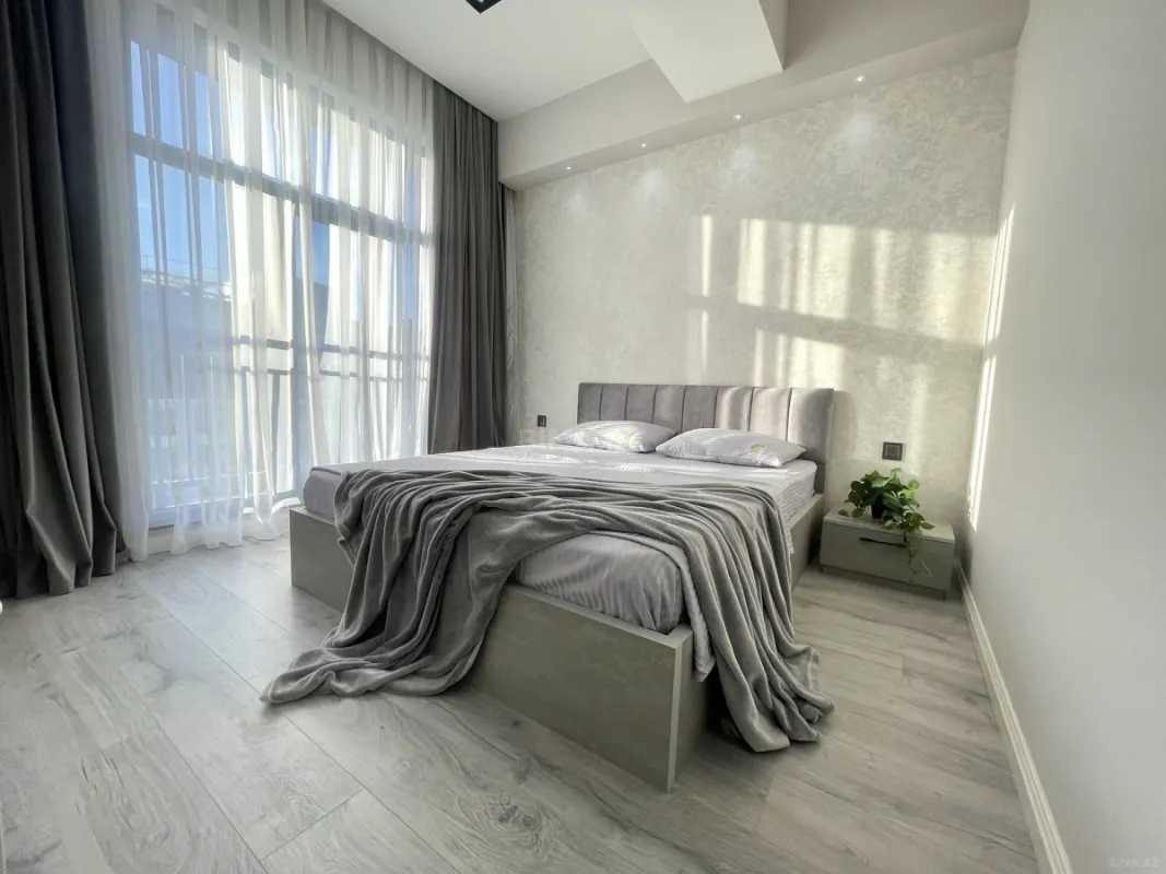 Kirayə verilir 2 otaqlı mənzil 65 m²
