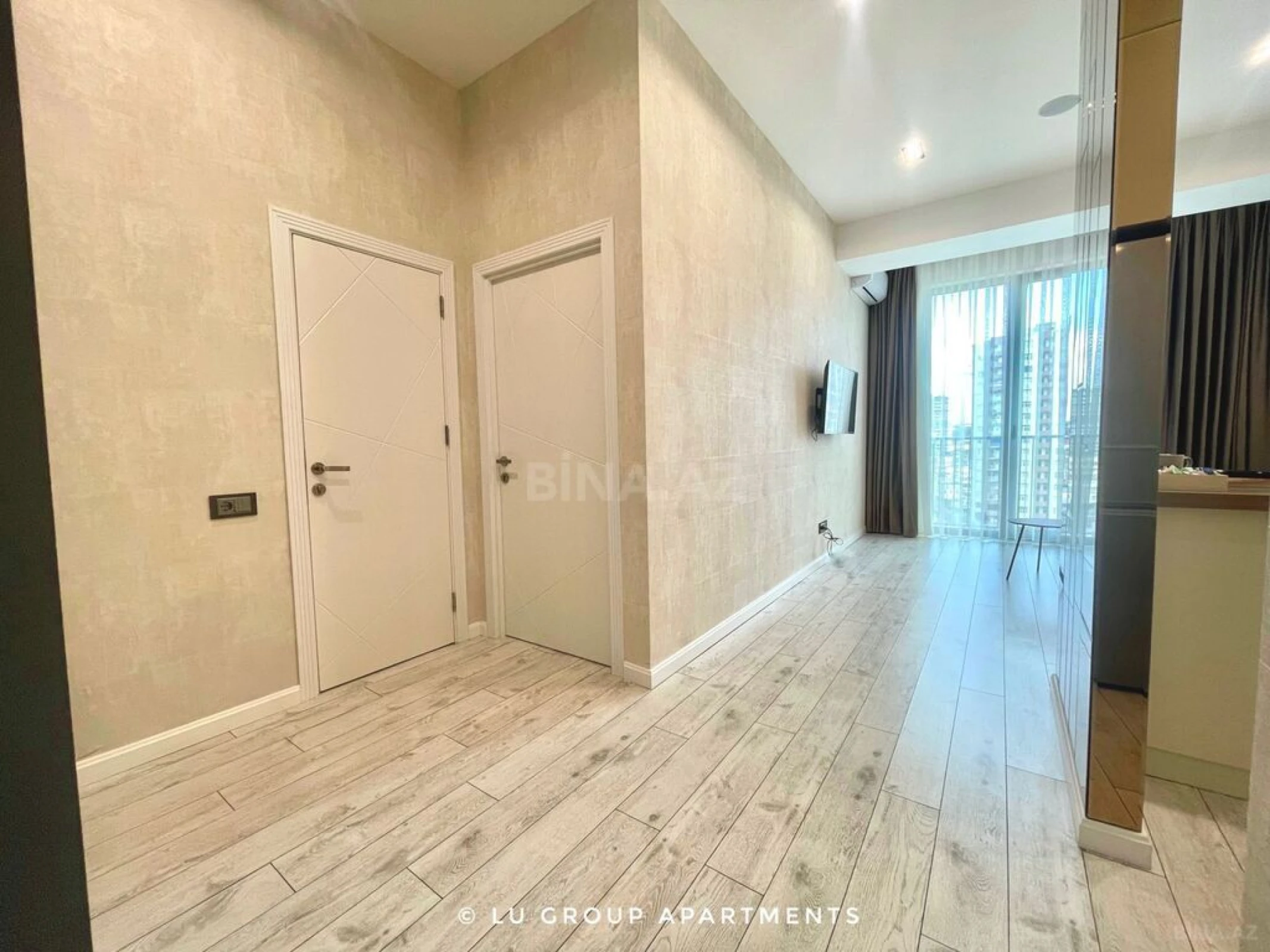 Kirayə verilir 2 otaqlı mənzil 60 m²