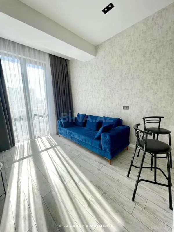 Kirayə verilir 2 otaqlı mənzil 60 m²