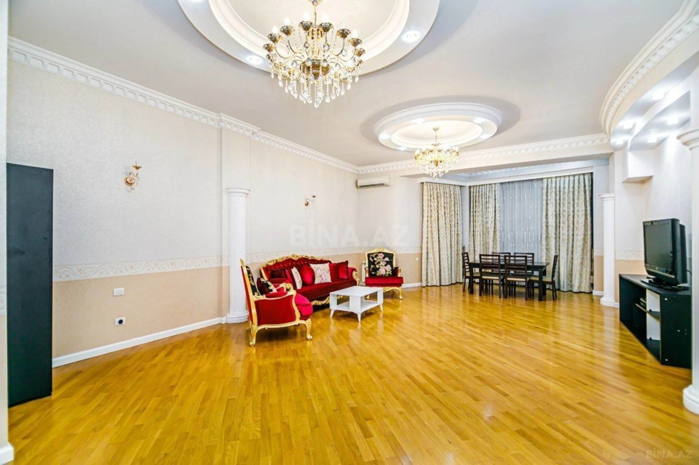 Kirayə verilir 3 otaqlı mənzil 245 m²