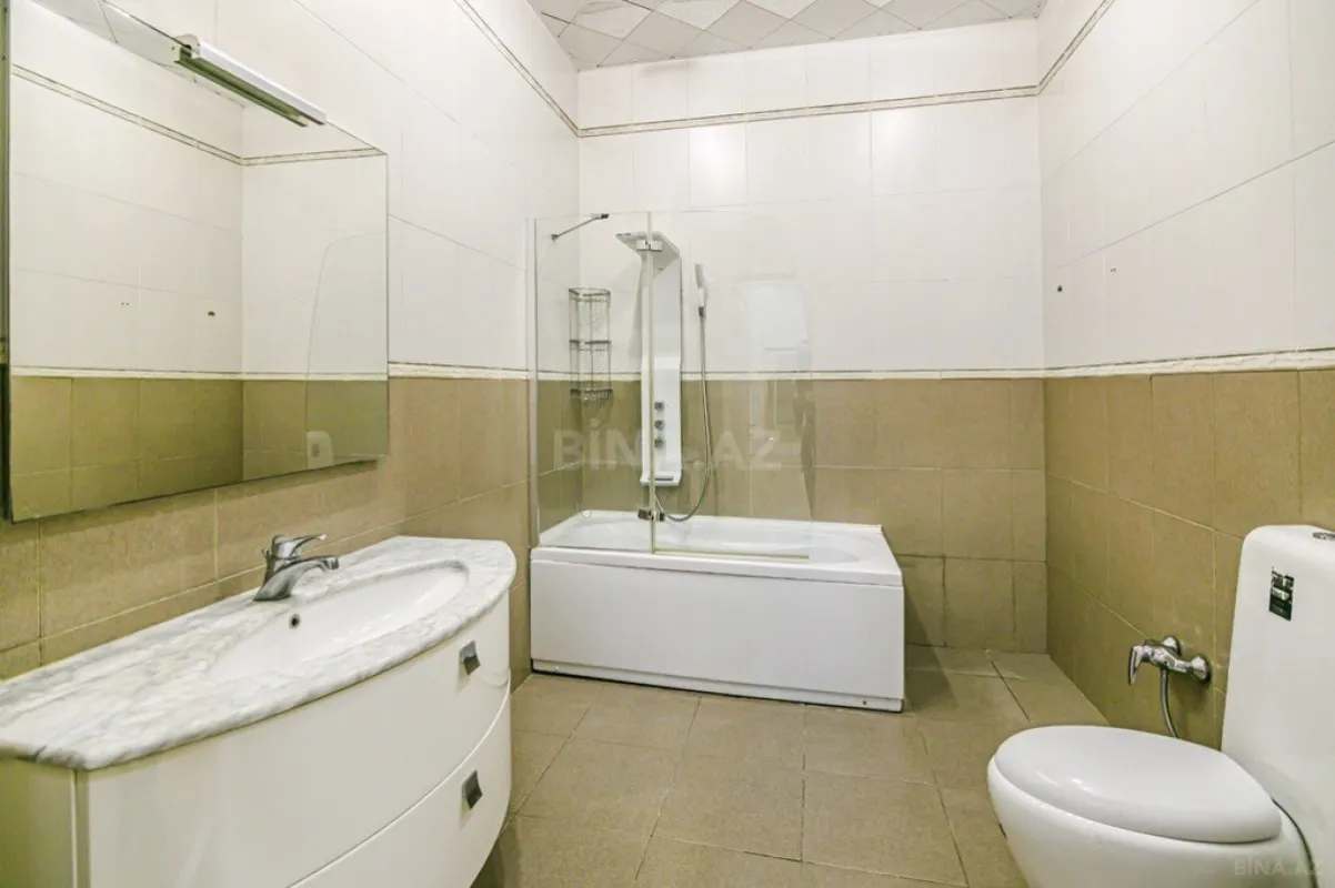 Kirayə verilir 3 otaqlı mənzil 245 m²