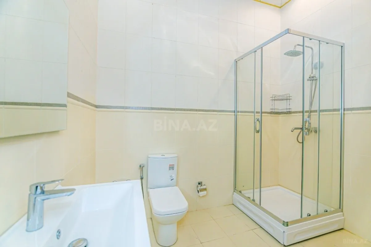 Kirayə verilir 3 otaqlı mənzil 245 m²