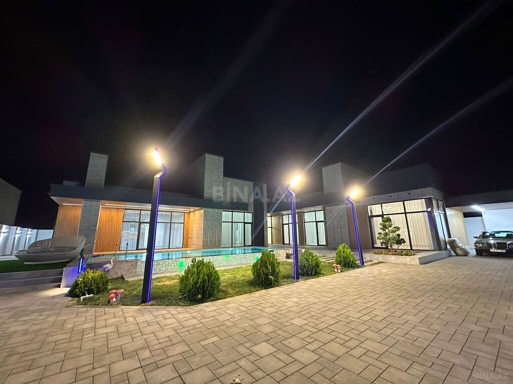 Satılır 5 otaqlı həyət evi 400 m²