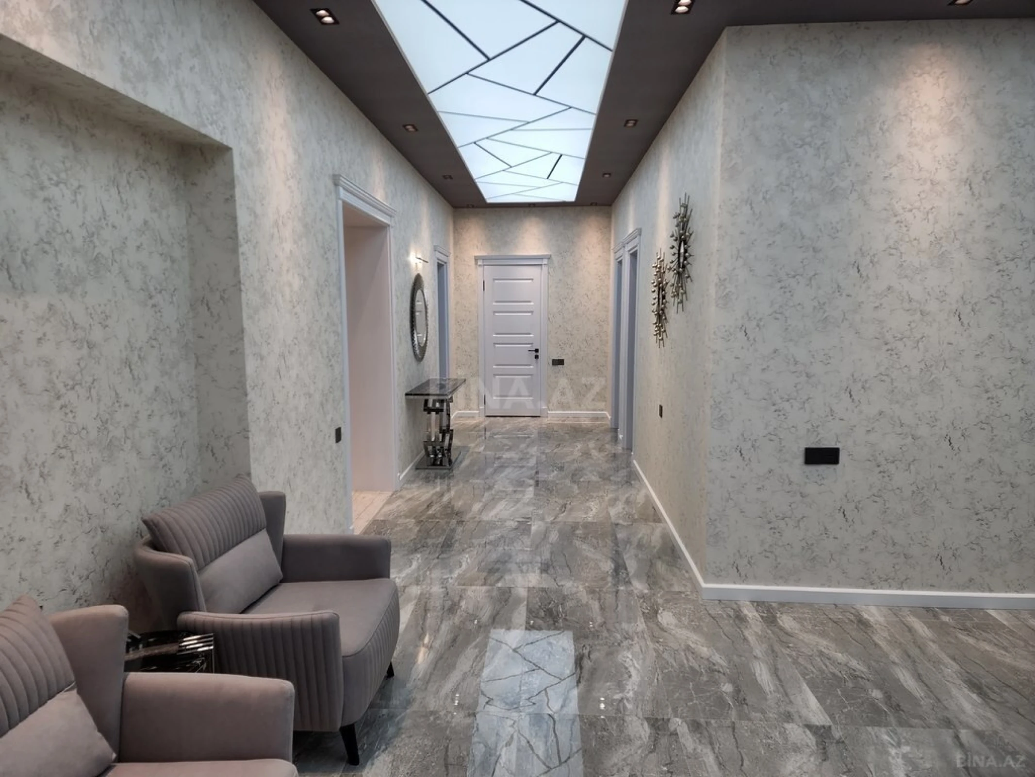 Satılır 4 otaqlı həyət evi 180 m²