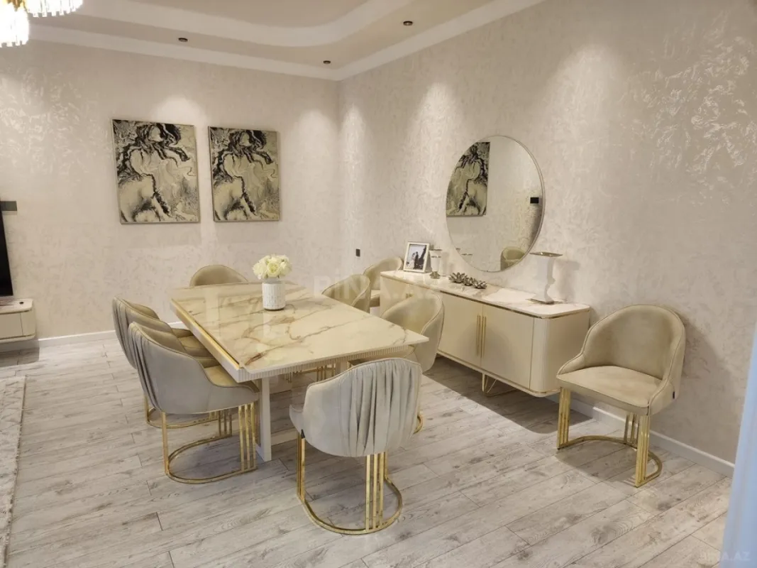 Satılır 4 otaqlı həyət evi 180 m²