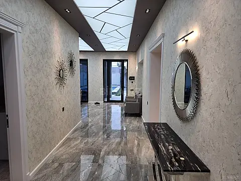 Satılır 4 otaqlı həyət evi 180 m²