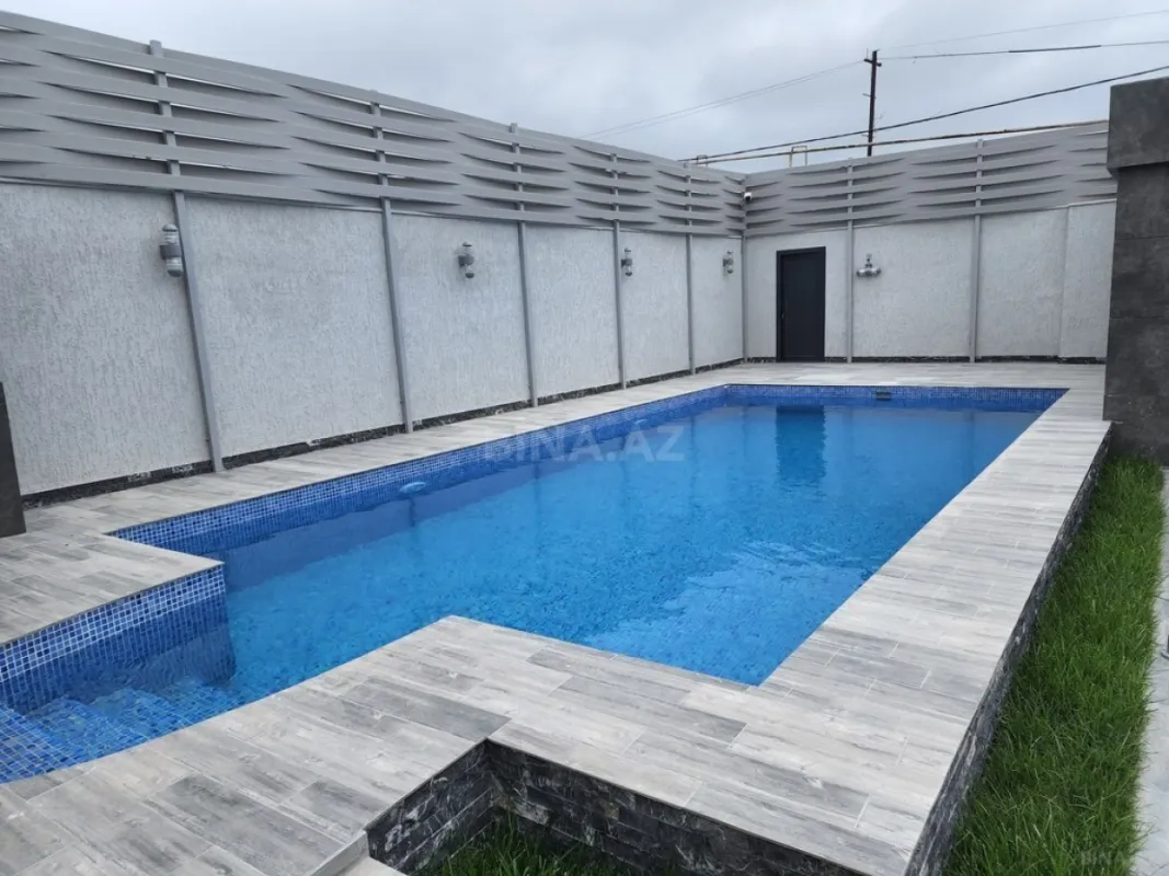Satılır 4 otaqlı həyət evi 180 m²