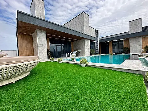 Satılır 5 otaqlı həyət evi 400 m²