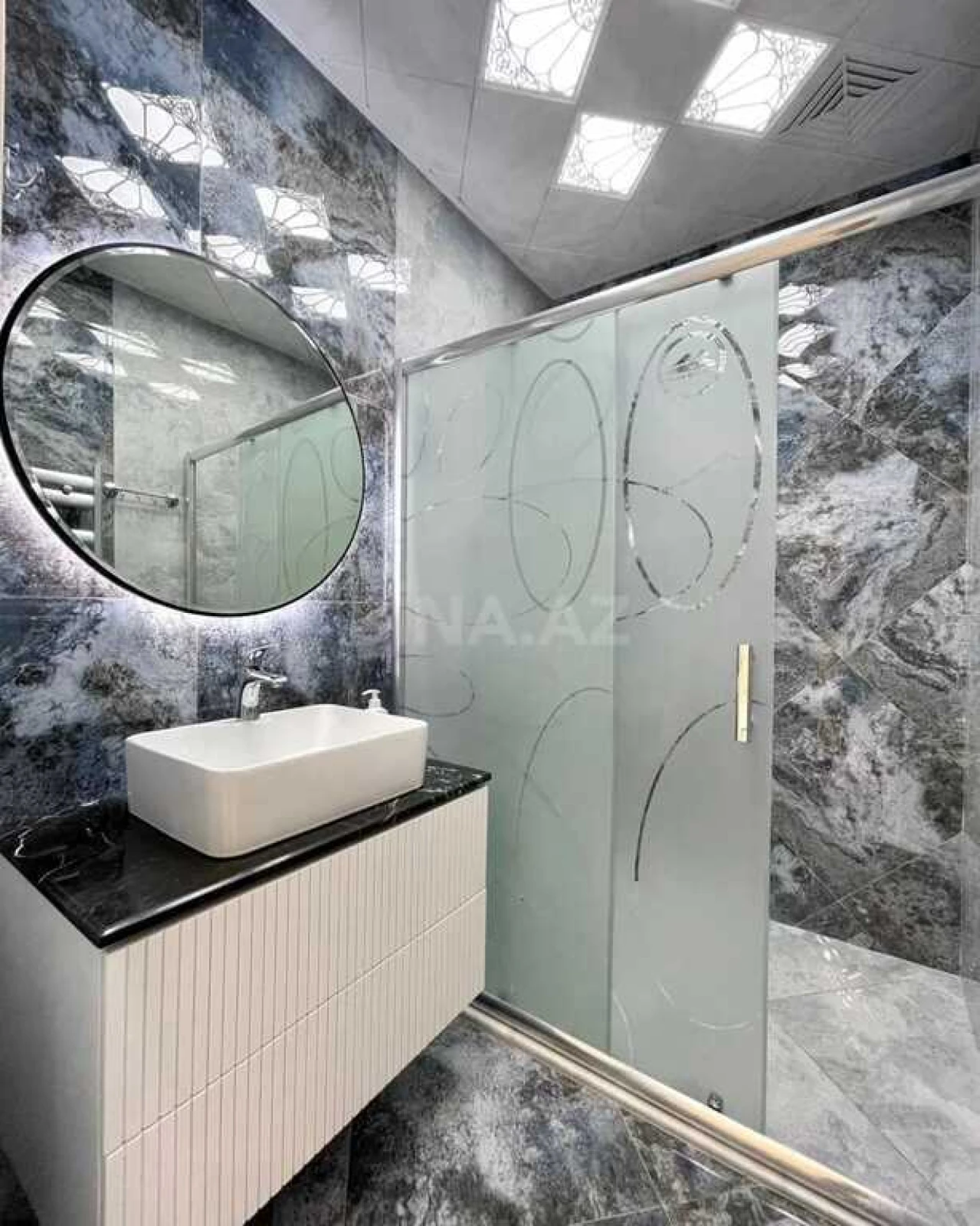 Satılır 2 otaqlı mənzil 68 m²