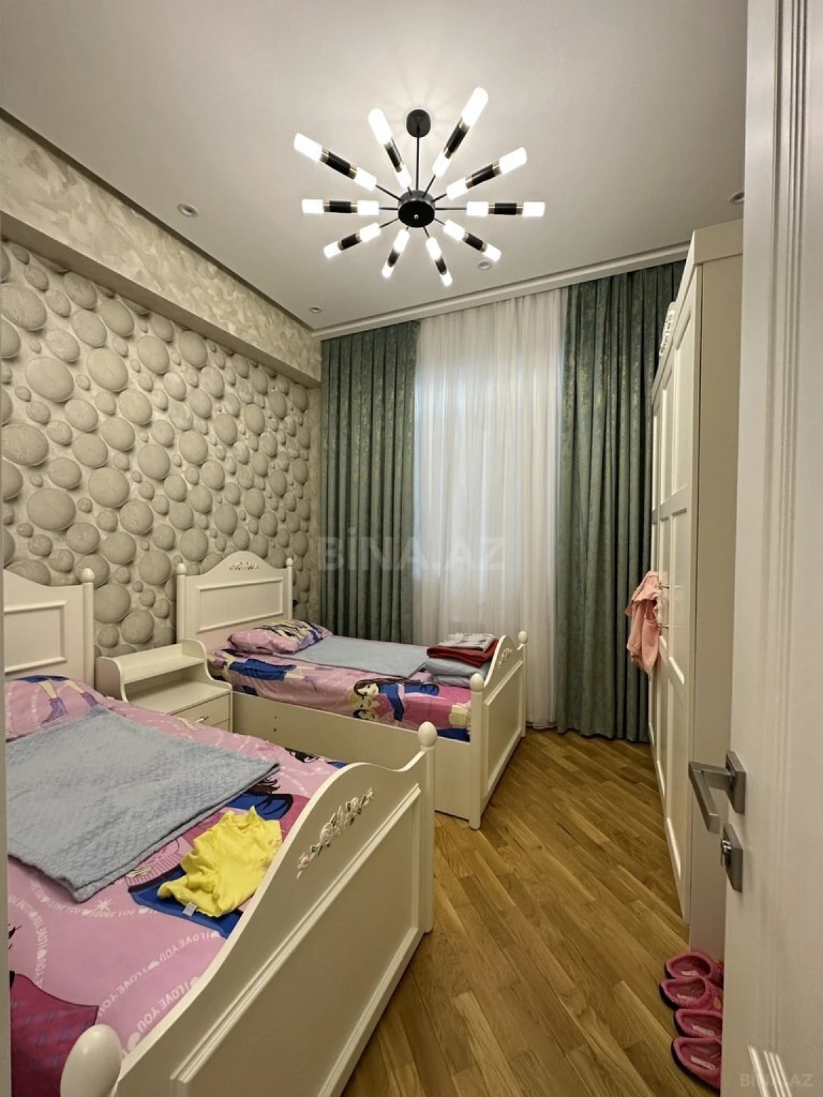 Satılır 2 otaqlı mənzil 68 m²