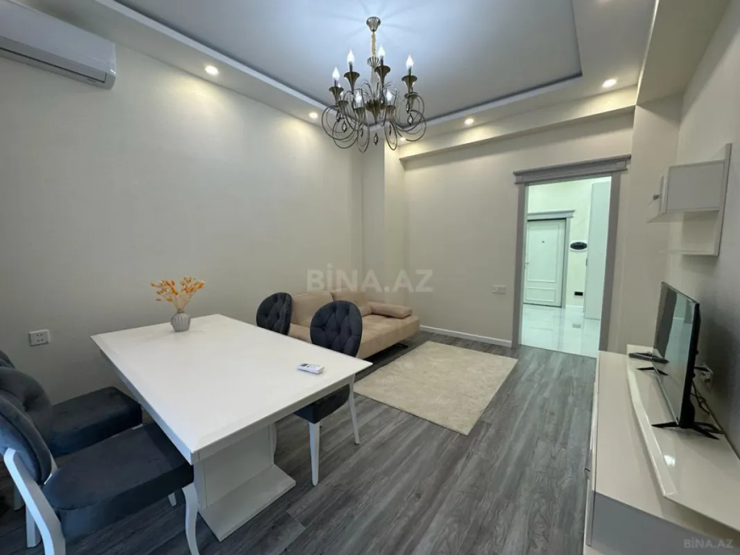 Kirayə verilir 2 otaqlı mənzil 72 m²