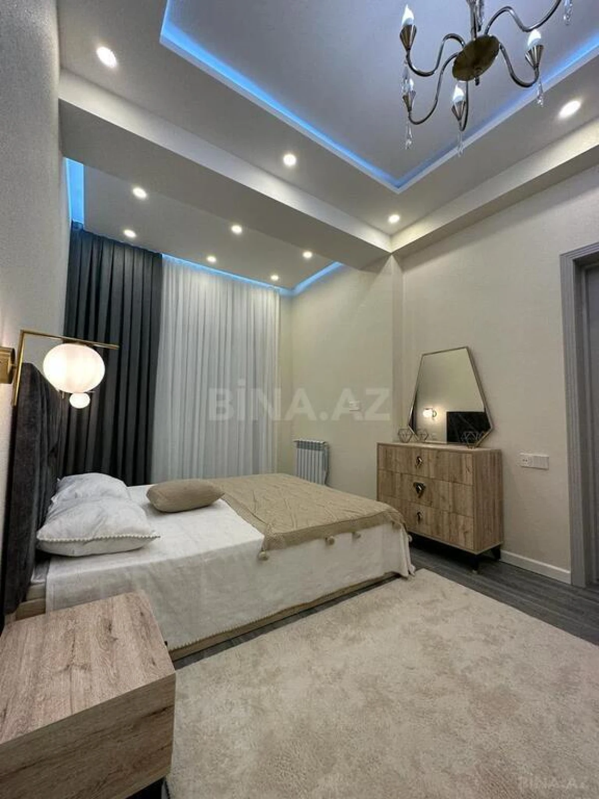 Kirayə verilir 2 otaqlı mənzil 72 m²