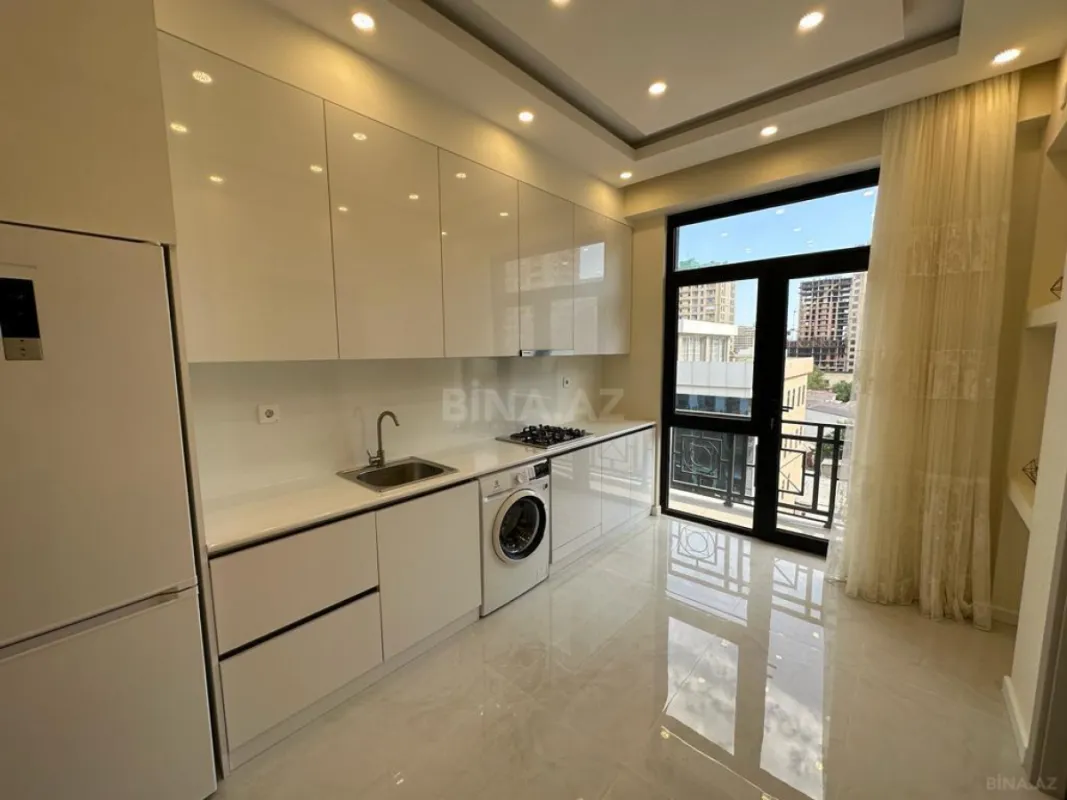 Kirayə verilir 2 otaqlı mənzil 72 m²