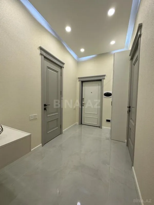 Kirayə verilir 2 otaqlı mənzil 72 m²