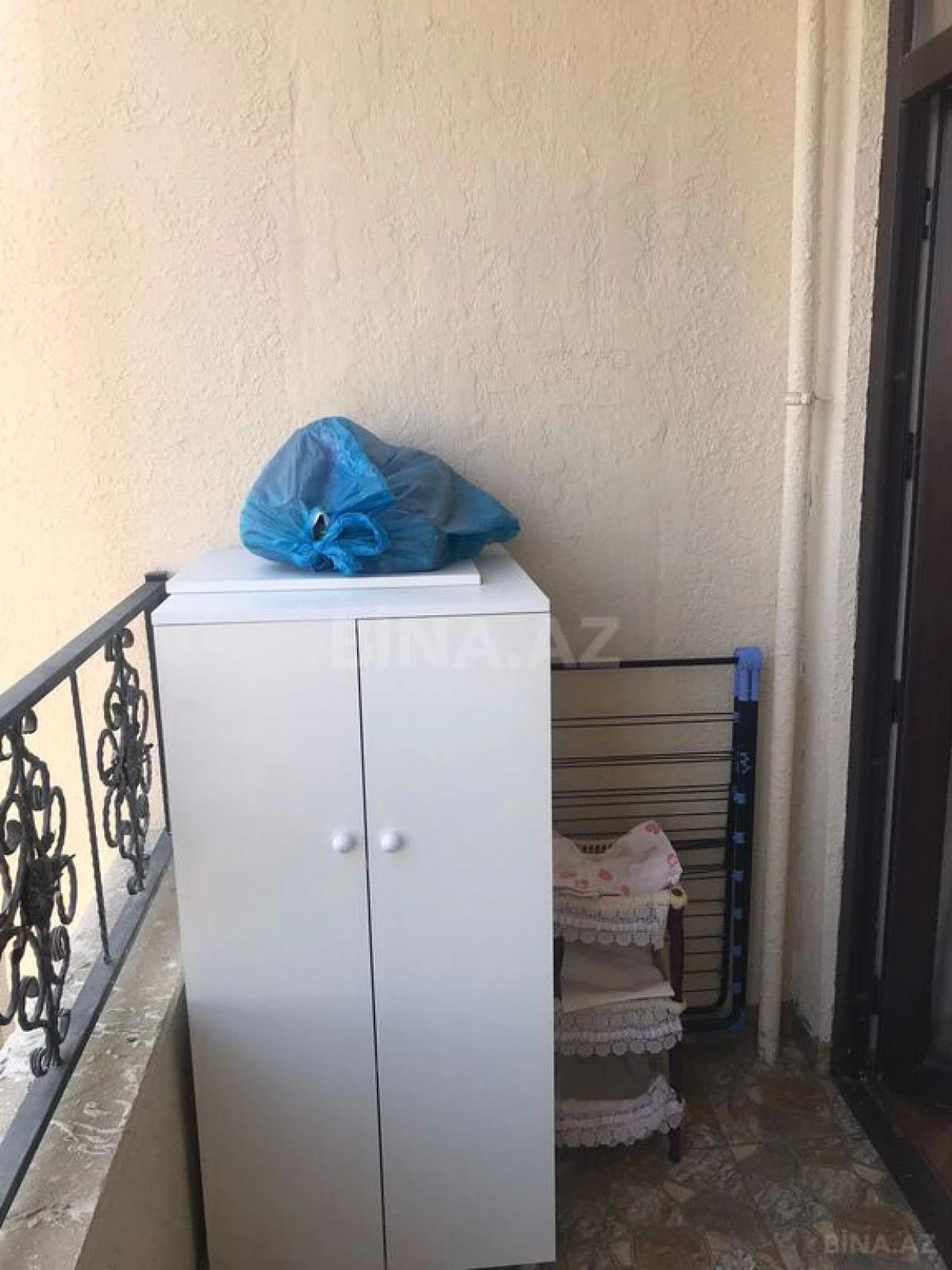 Satılır 1 otaqlı mənzil 65 m²