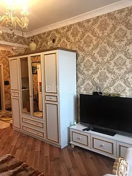 Satılır 1 otaqlı mənzil 65 m²