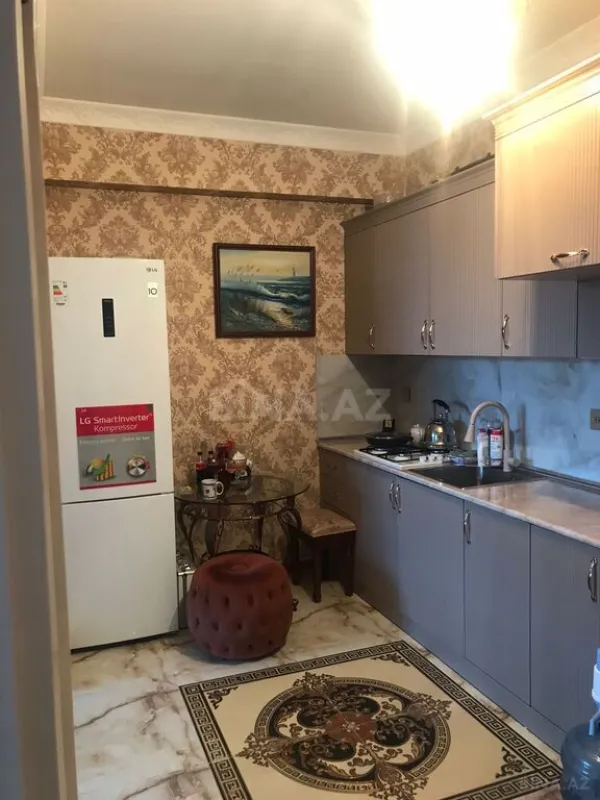 Satılır 1 otaqlı mənzil 65 m²