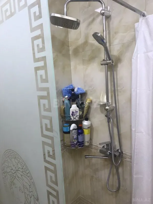 Satılır 1 otaqlı mənzil 65 m²