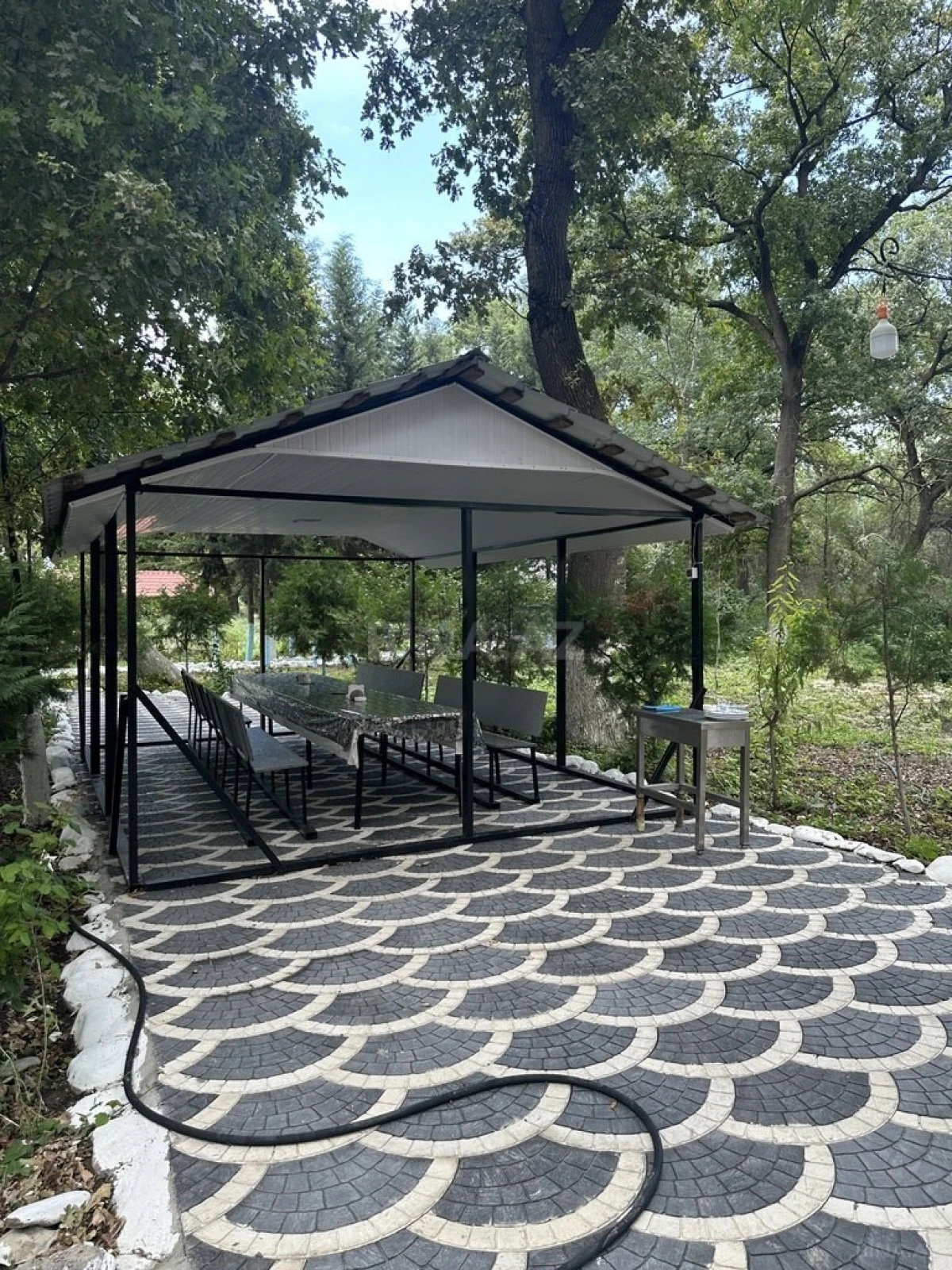 Satılır obyekt 800 m²