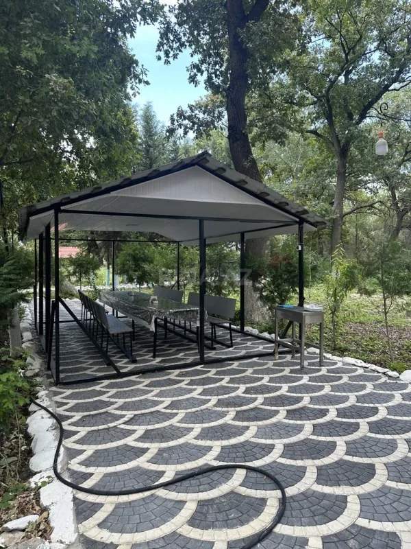 Satılır obyekt 800 m²