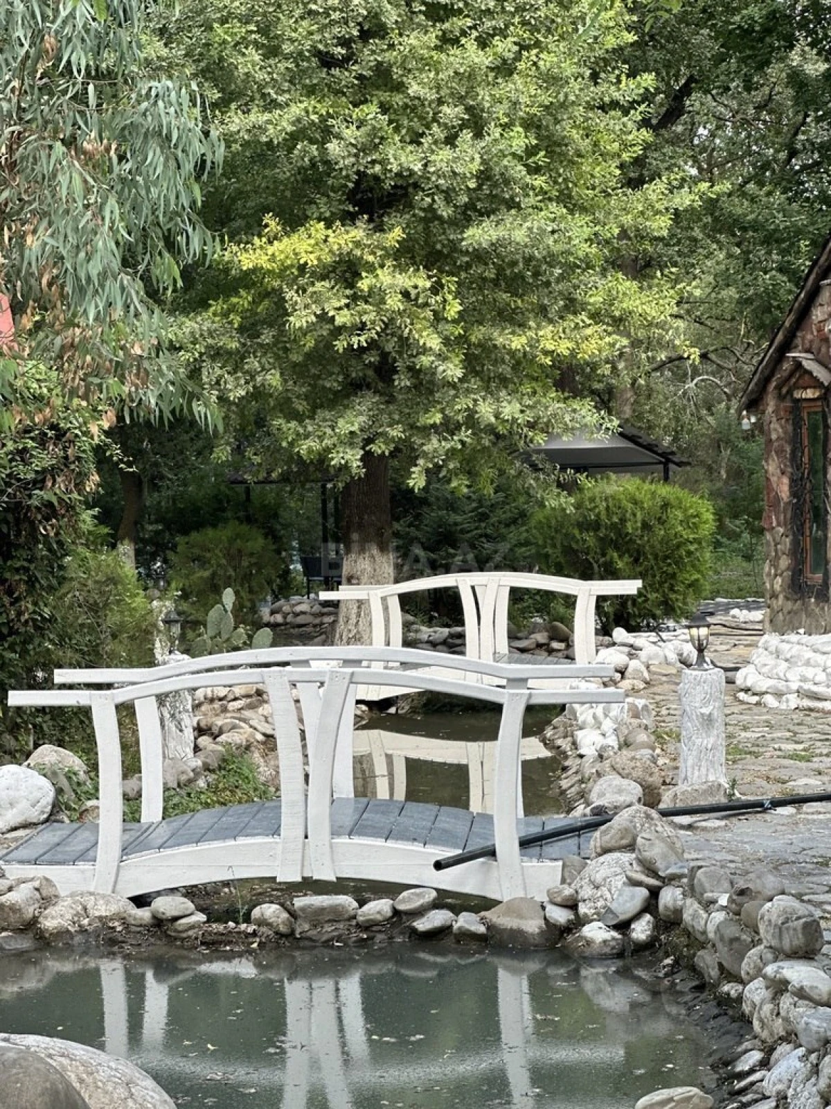 Satılır obyekt 800 m²