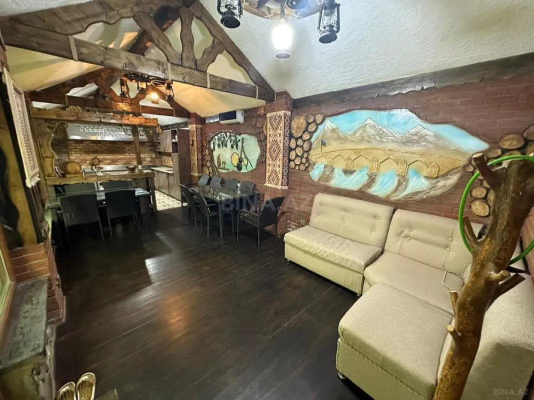 Satılır obyekt 800 m²