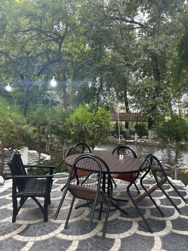 Satılır obyekt 800 m²