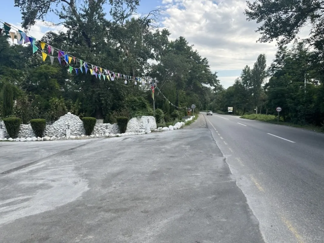 Satılır obyekt 800 m²