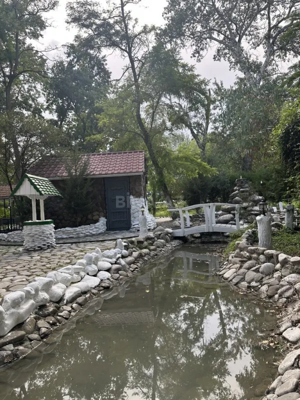 Satılır obyekt 800 m²