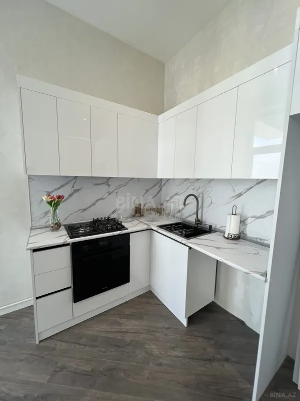 Satılır 1 otaqlı mənzil 55 m²