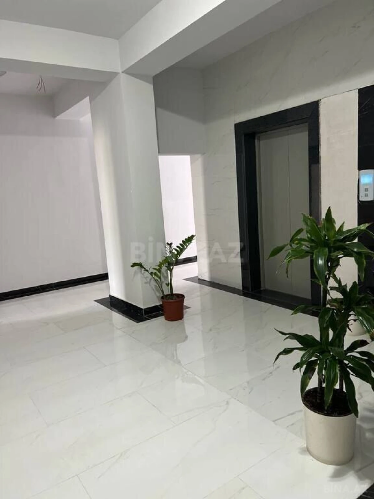 Satılır 1 otaqlı mənzil 55 m²
