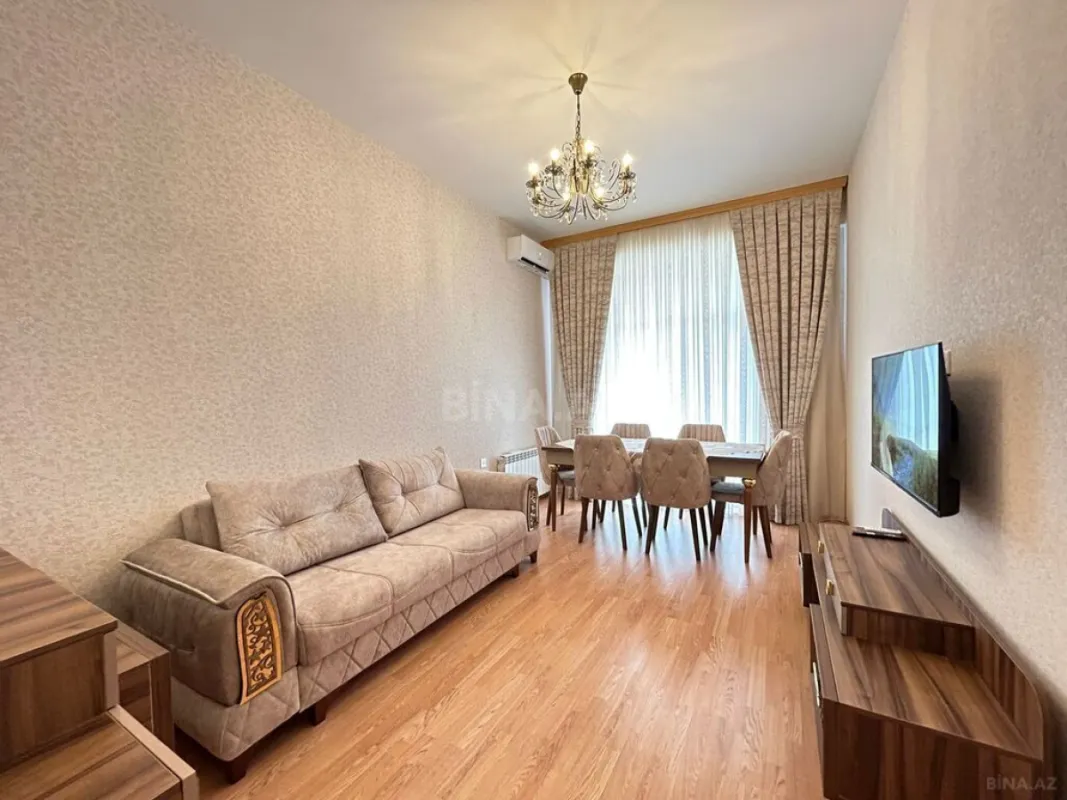 Kirayə verilir 2 otaqlı mənzil 75 m²