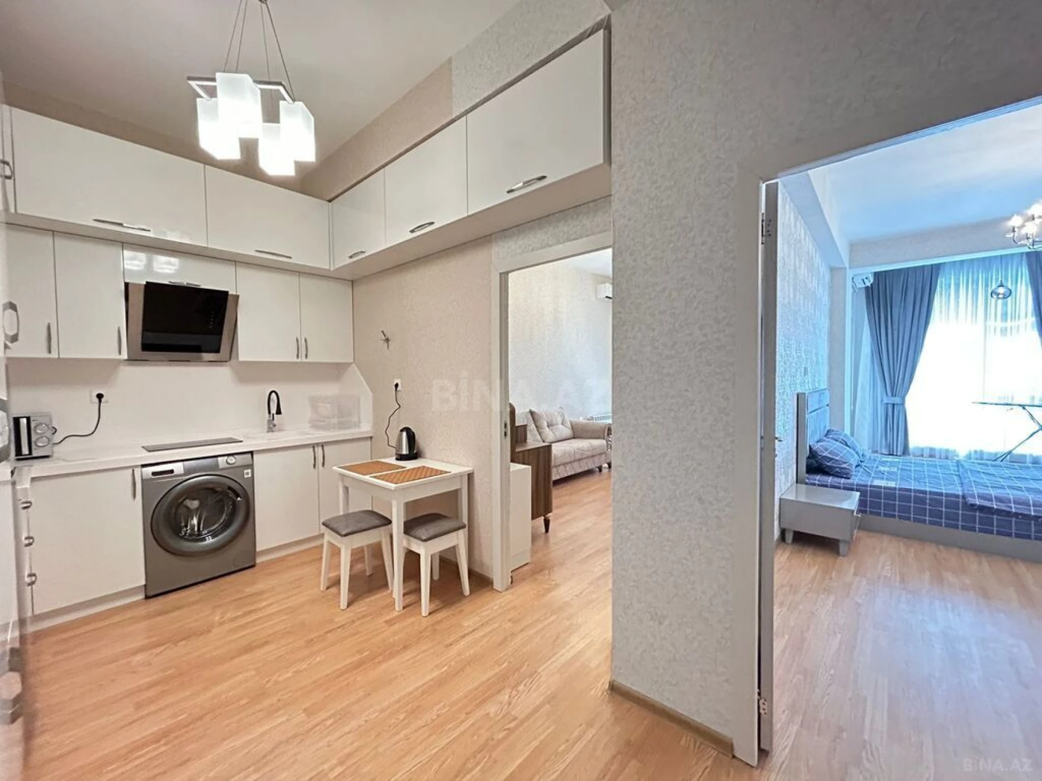 Kirayə verilir 2 otaqlı mənzil 75 m²