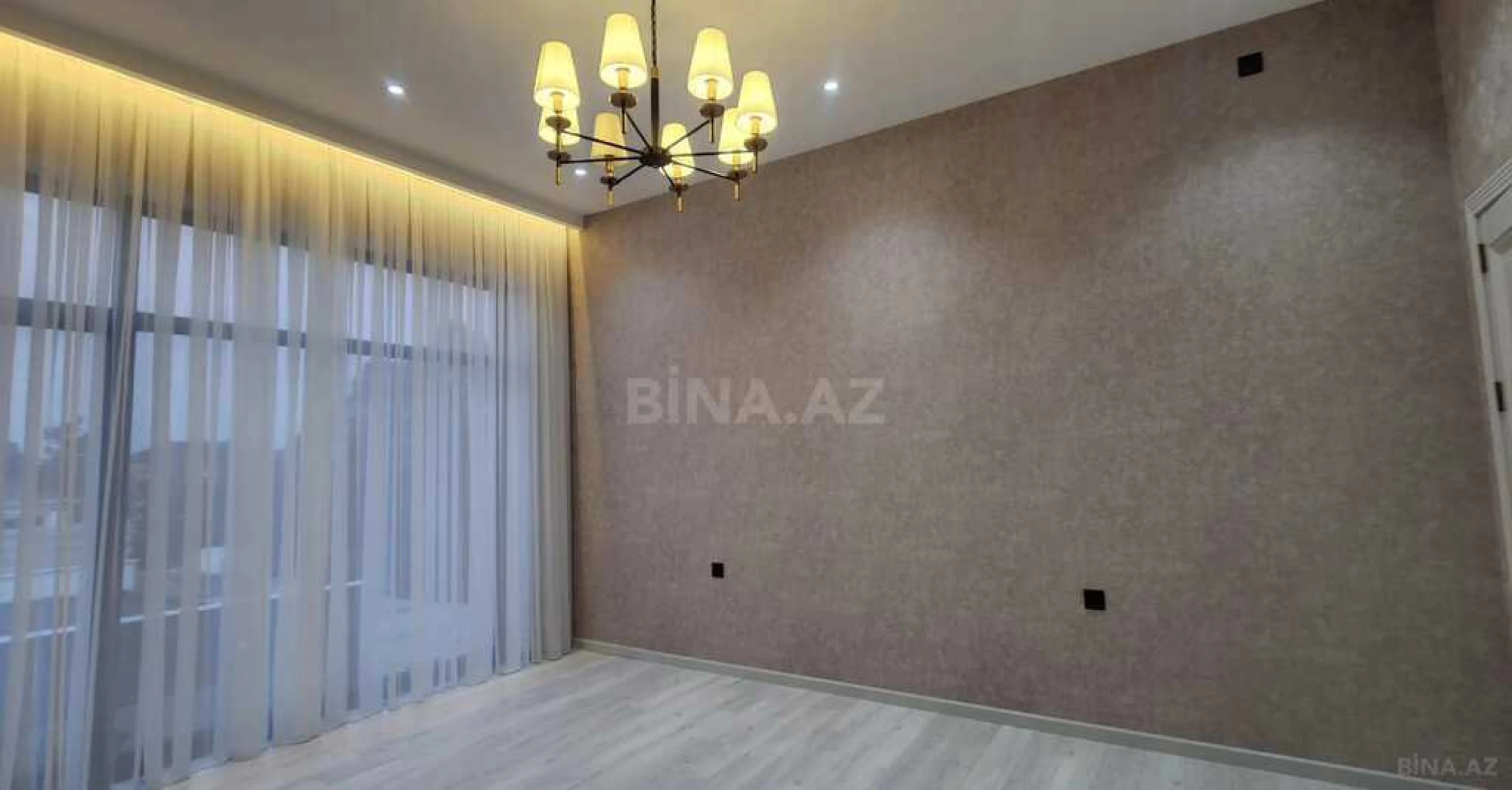 Satılır 4 otaqlı həyət evi 150 m²