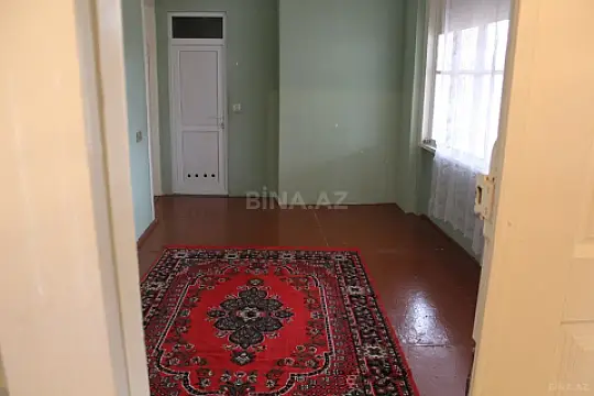Satılır 2 otaqlı həyət evi 74 m²