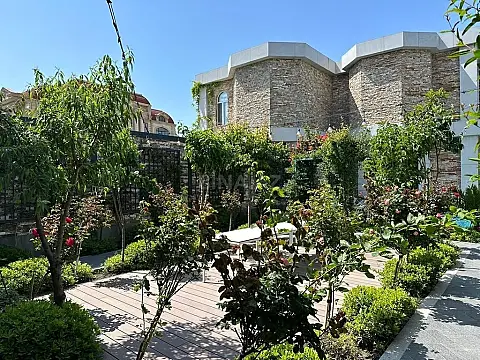 Satılır 9 otaqlı həyət evi 450 m² — Bakı, Nəsimi 9 otaq 450.00 m²