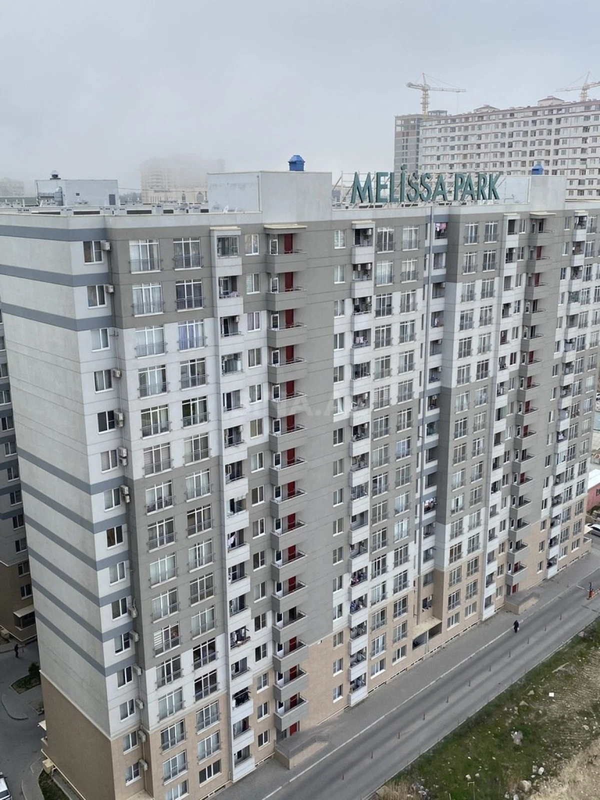 Satılır 3 otaqlı mənzil 110.4 m²