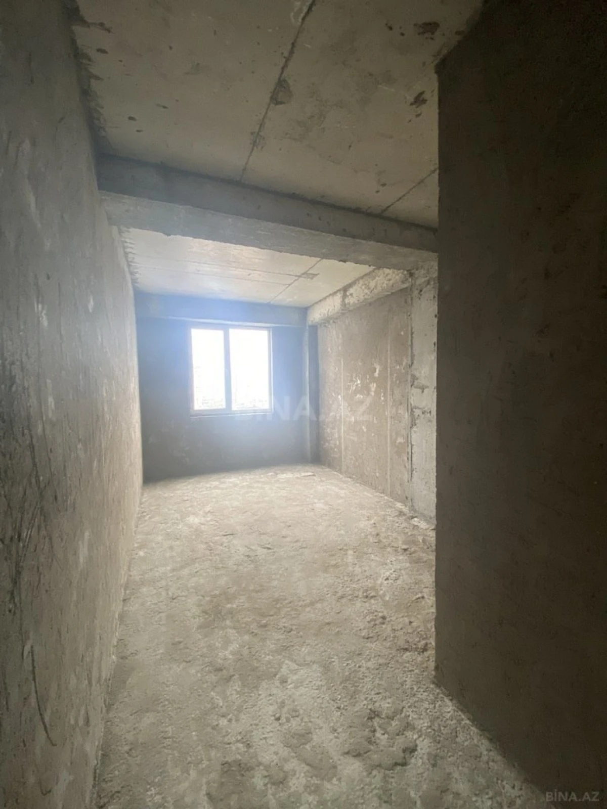 Satılır 3 otaqlı mənzil 110.4 m²