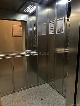 Satılır 3 otaqlı mənzil 110.4 m²