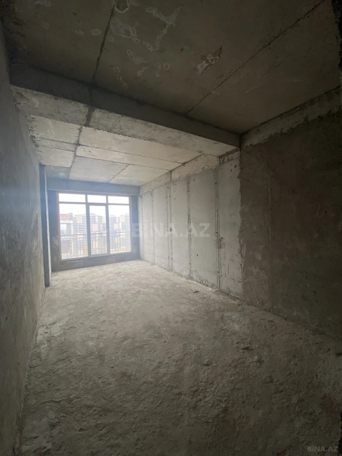 Satılır 3 otaqlı mənzil 110.4 m²