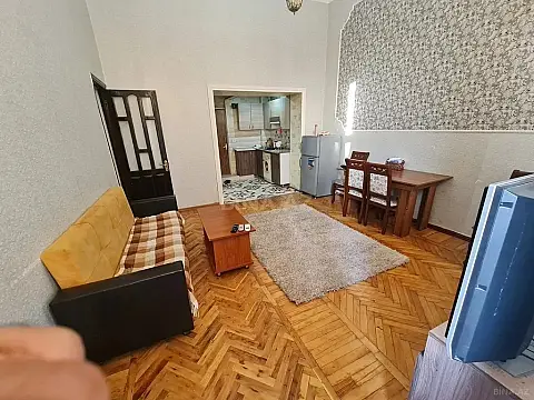 Kirayə verilir 3 otaqlı mənzil 69 m² — Bakı, Nizami 3 otaq 69.00 m²