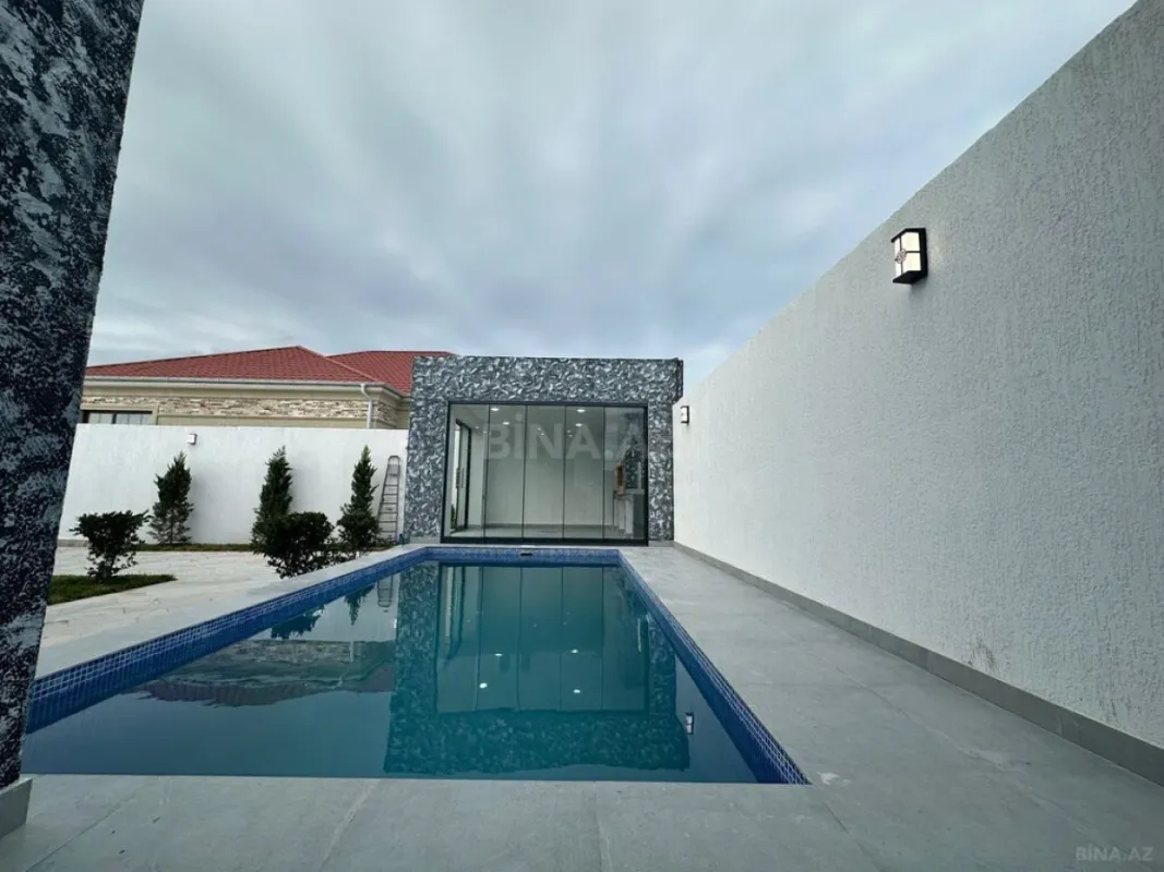 Satılır 4 otaqlı həyət evi 180 m²