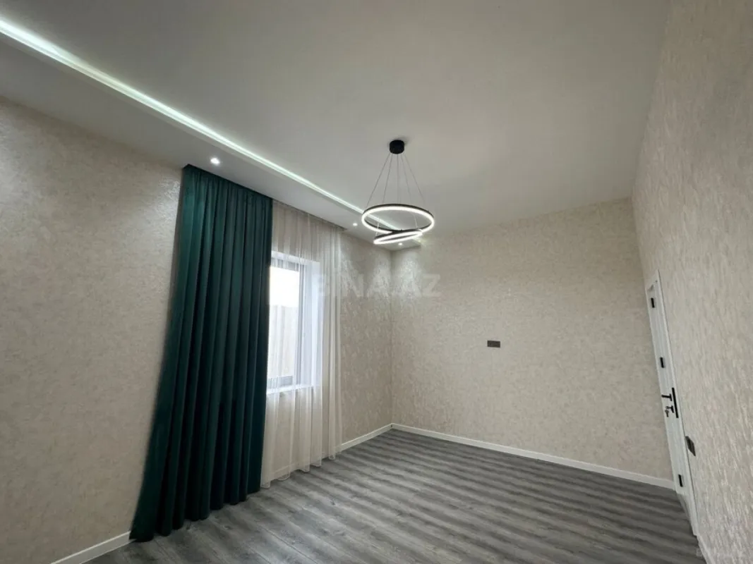Satılır 4 otaqlı həyət evi 180 m²