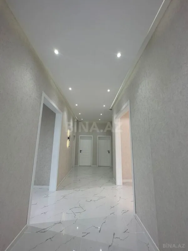 Satılır 4 otaqlı həyət evi 180 m²