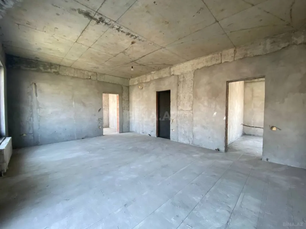 Satılır 5 otaqlı mənzil 420 m²