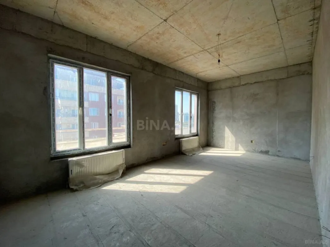 Satılır 5 otaqlı mənzil 420 m²