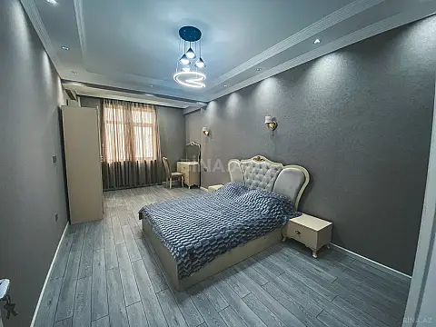 Kirayə verilir 2 otaqlı mənzil 94 m²