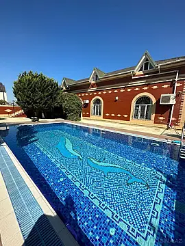 Satılır 10 otaqlı həyət evi 585 m² — Bakı, Fatmayı 10 otaq 585.00 m²